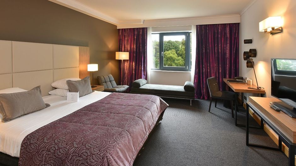 Martin's Chateau du Lac Room