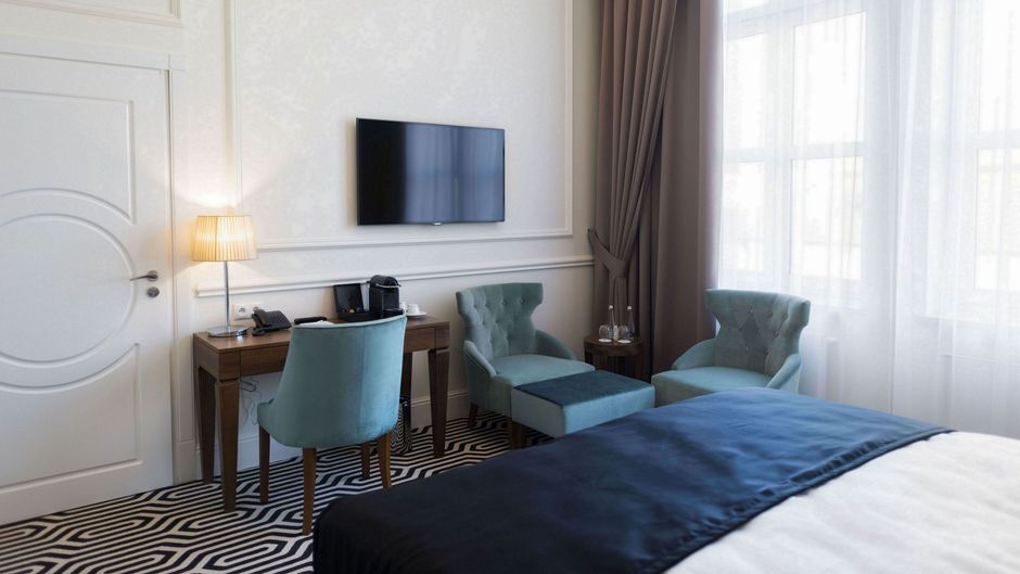Royal Hotel and Spa Room