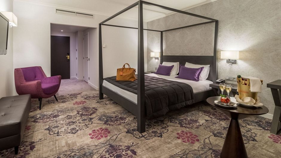 Martin's Chateau du Lac Room