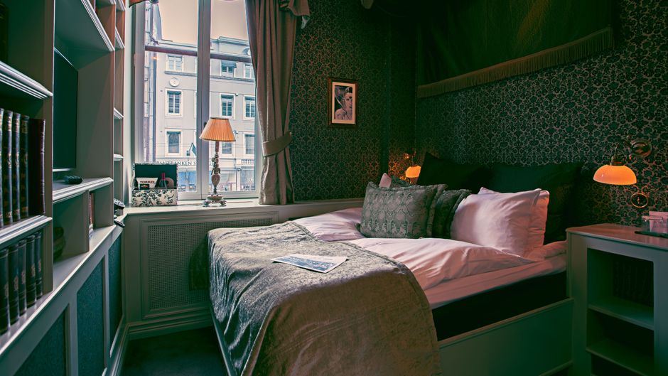 Hotel Pigalle Room