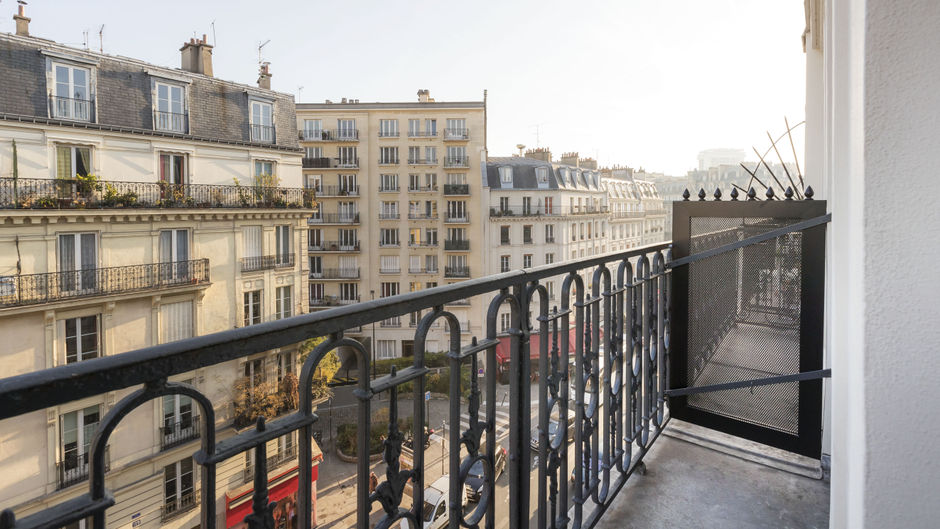 French Theory Quartier Latin Hotel Room