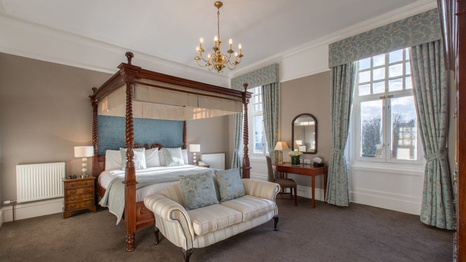 Sherbrooke Castle Hotel Suite