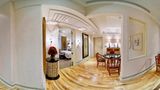 "Leonardo <b>The Taj Mahal Palace Room</b>. Virtual Tours powered by <a href=https://www.travelagewest.com/Hotels/Mumbai/