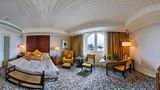 "Leonardo <b>The Taj Mahal Palace Room</b>. Virtual Tours powered by <a href=https://www.travelagewest.com/Hotels/Mumbai/