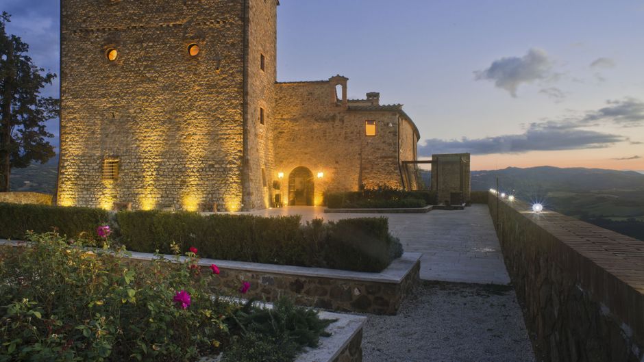 Castello di Velona Exterior