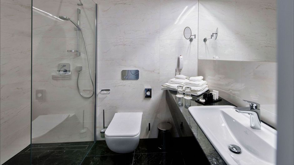 Royal Hotel and Spa Room
