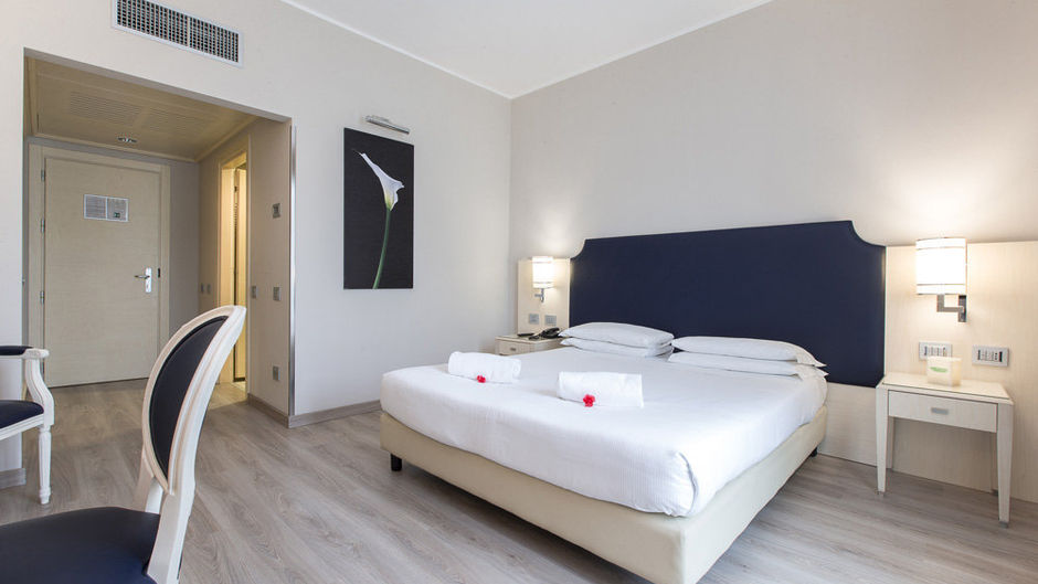 Just Hotel Lomazzo Fiera Room