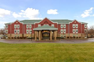 Redwood Lodge