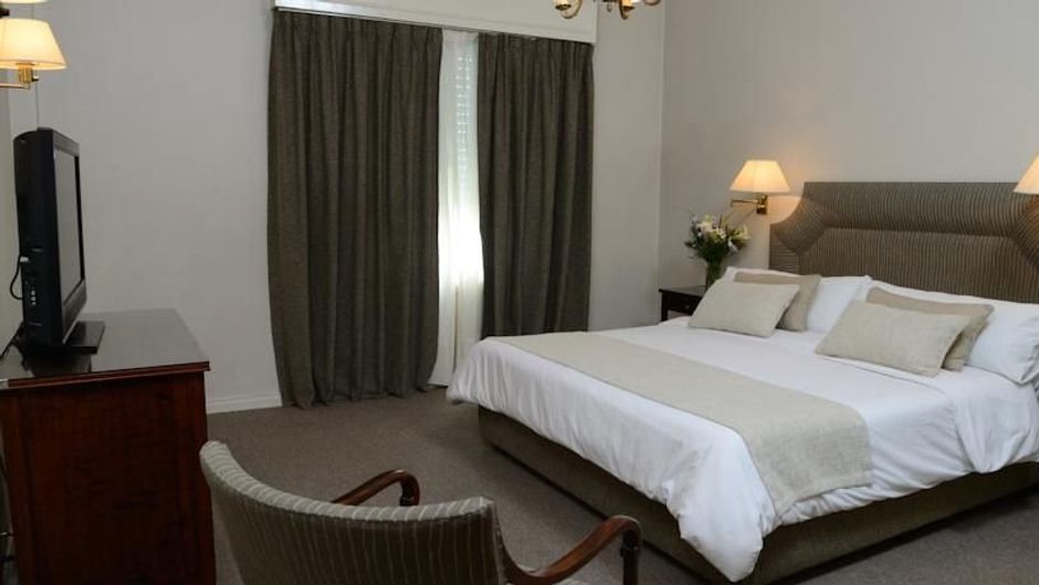 Lafayette Hotel Room