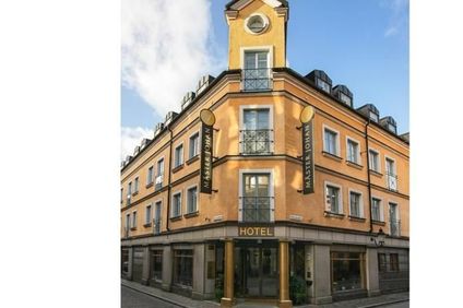 Master Johan Hotel