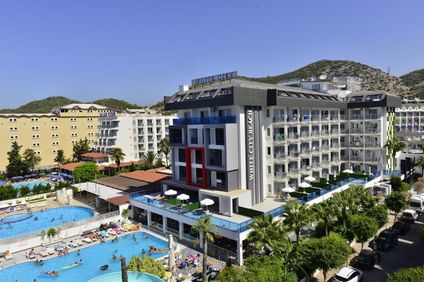 White City Beach Hotel