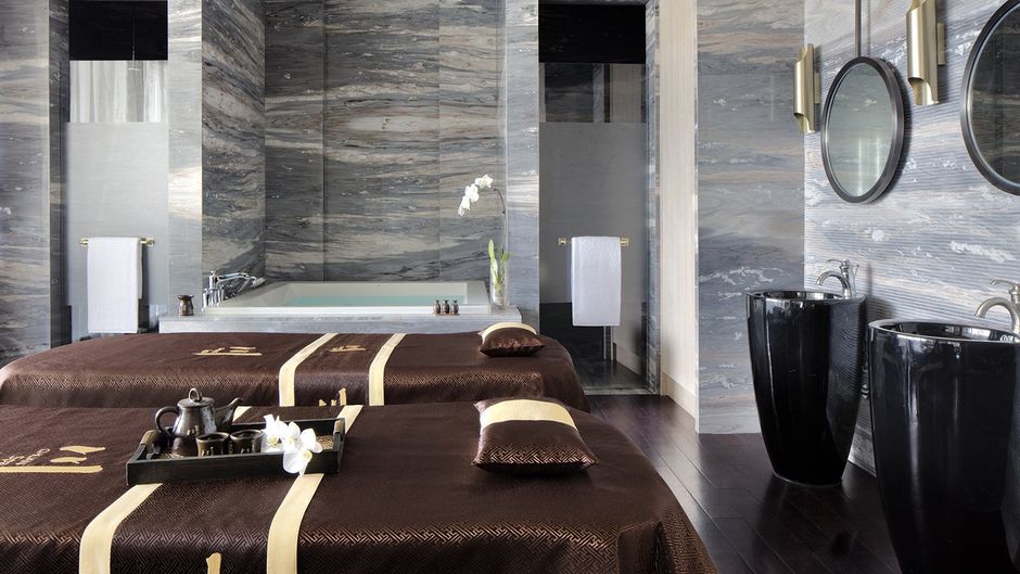 The Langham, Haikou Room