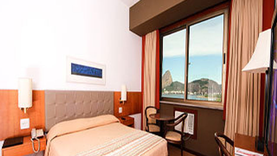 Novo Mundo Hotel Room