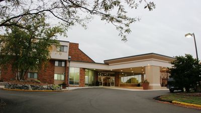 Holiday Inn Hotel & Suites St Cloud