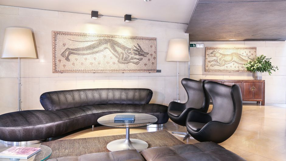 Claris Hotel & Spa Lobby