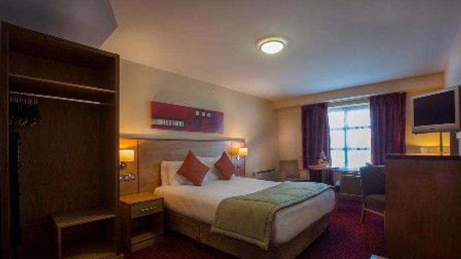 Westgrove Hotel Room
