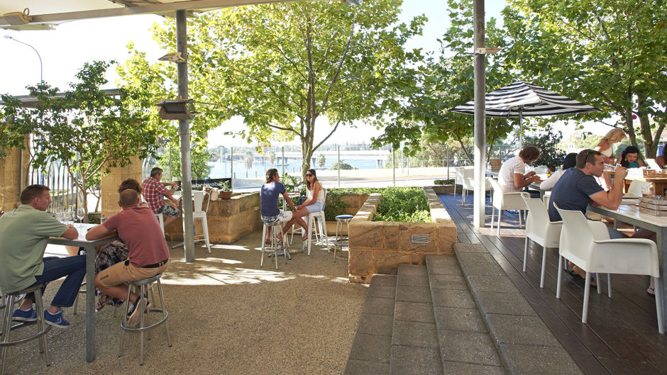 Tradewinds Hotel Restaurant