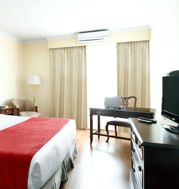 Cyan Americas Towers Hotel