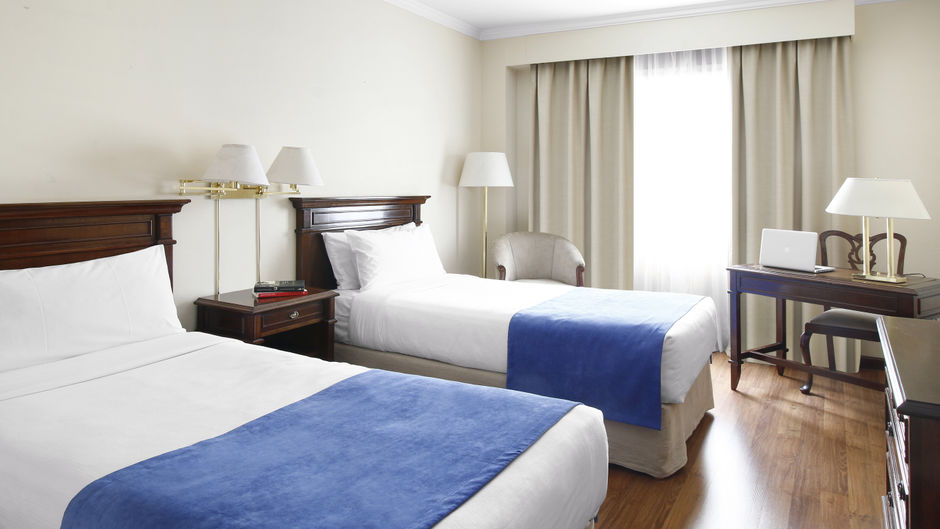 Cyan Americas Towers Hotel Room