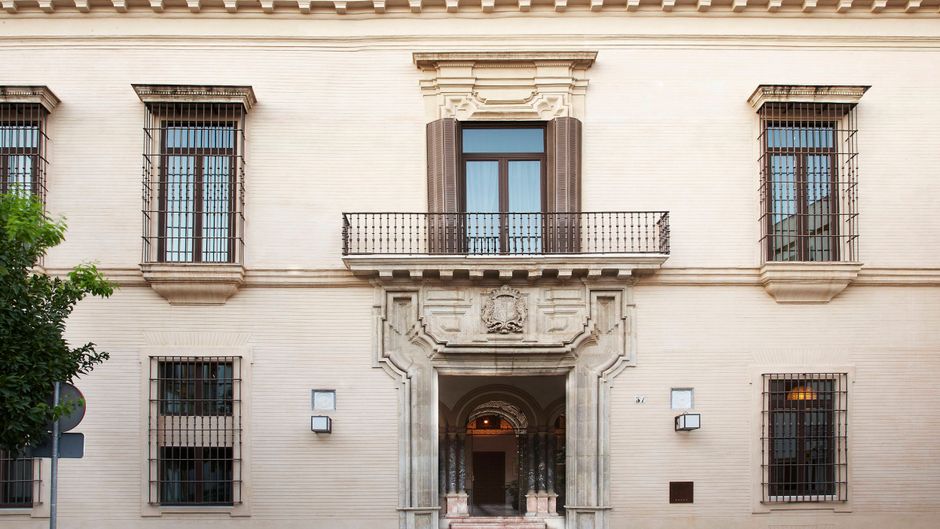 Palacio de Villapanes Exterior