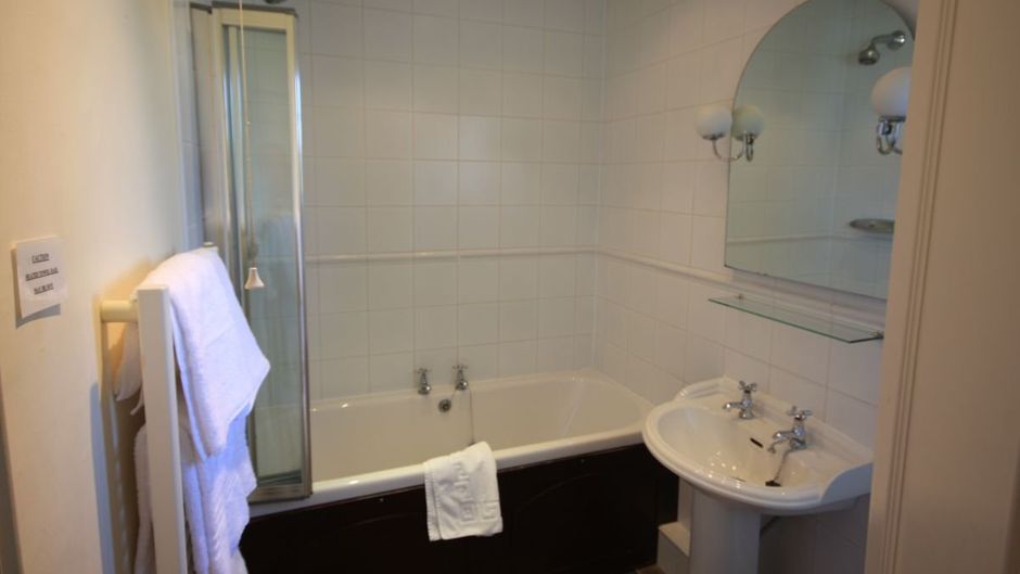 The Worsley Arms Hotel Room