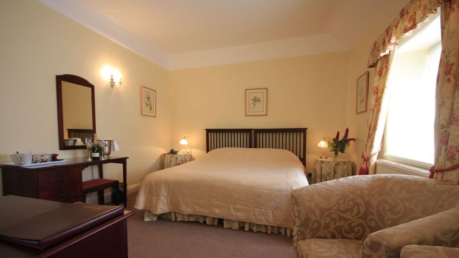 The Worsley Arms Hotel Room