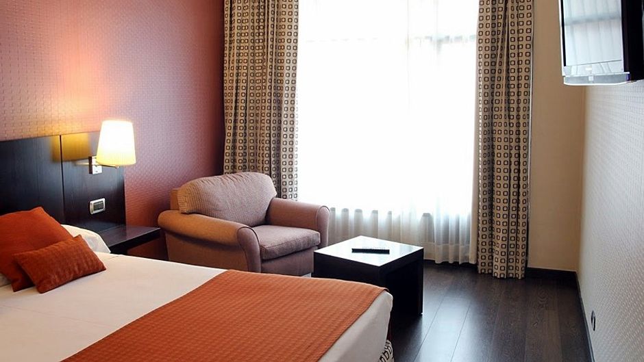Conde Duque Hotel Room