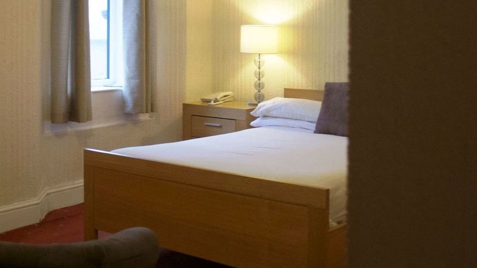 The Smithaleigh Hotel Room