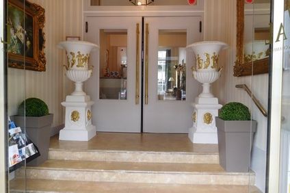 Brit Hotel Privilege Le Royal