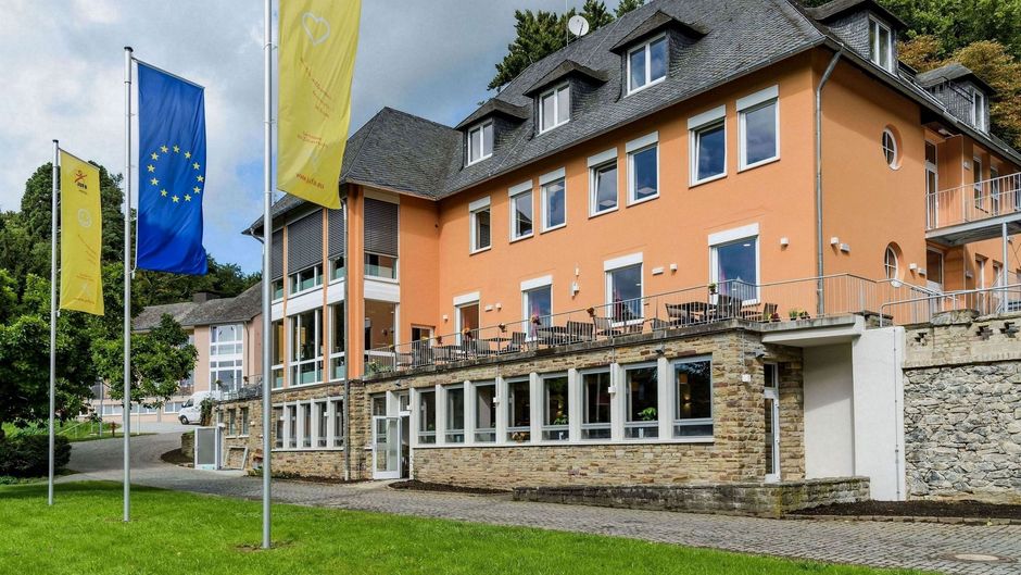 Jufa Hotel Koenigswinter Exterior