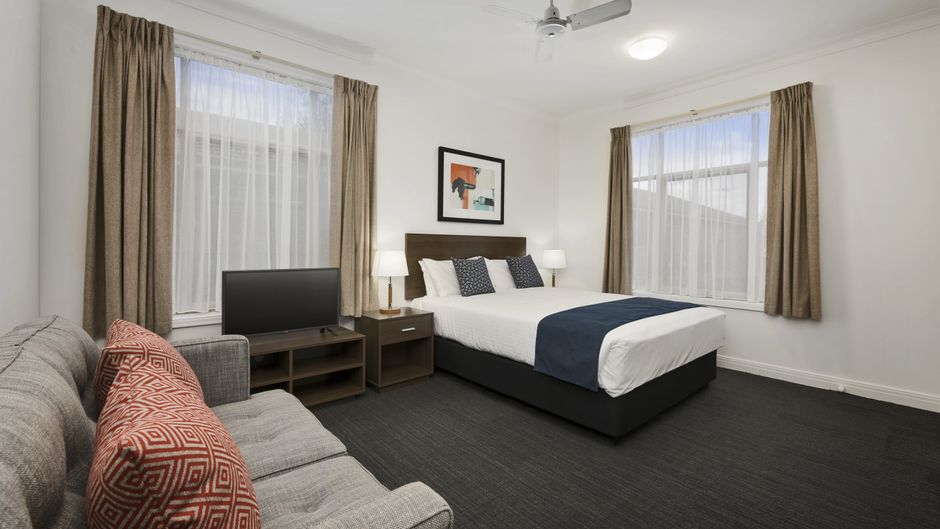 Quest Dandenong Room