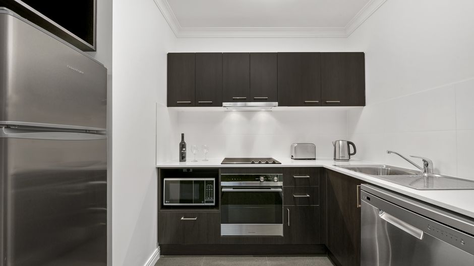 Quest Dandenong Room