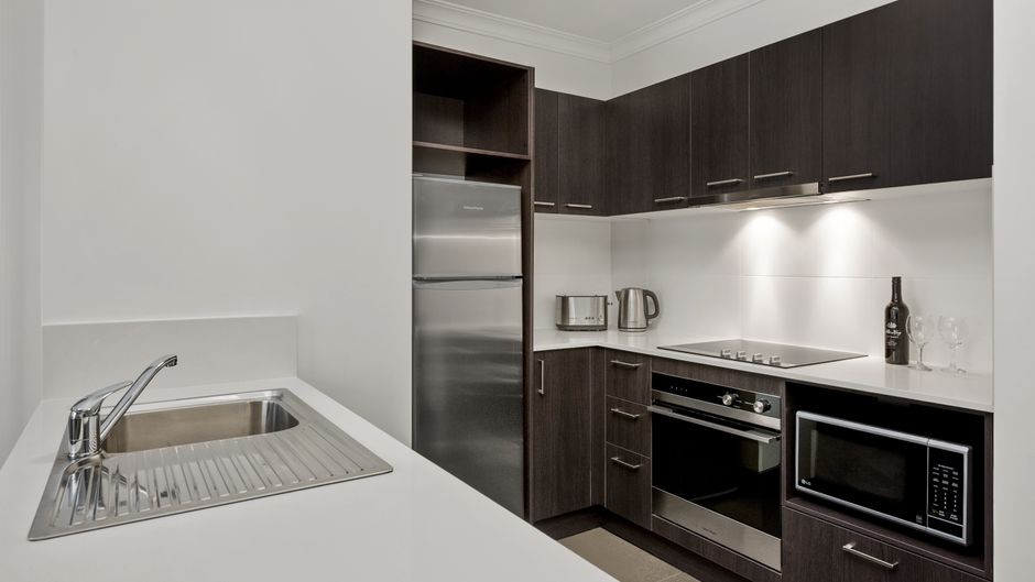 Quest Dandenong Room