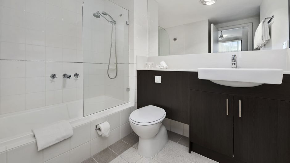 Quest Dandenong Room