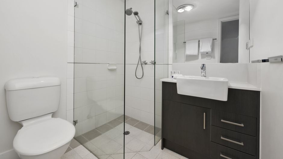 Quest Dandenong Room