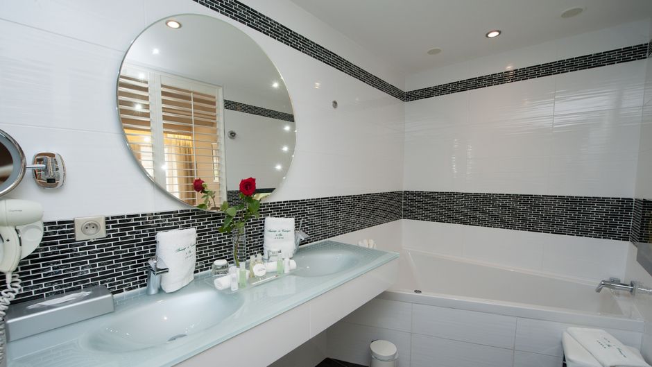 Auberge de Cassagne Spa Room