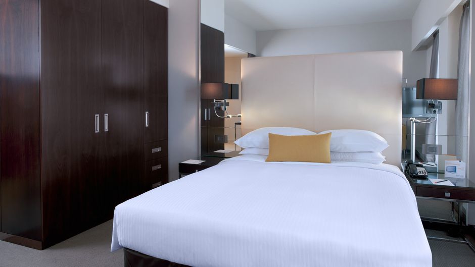 Centro Capital Centre Room