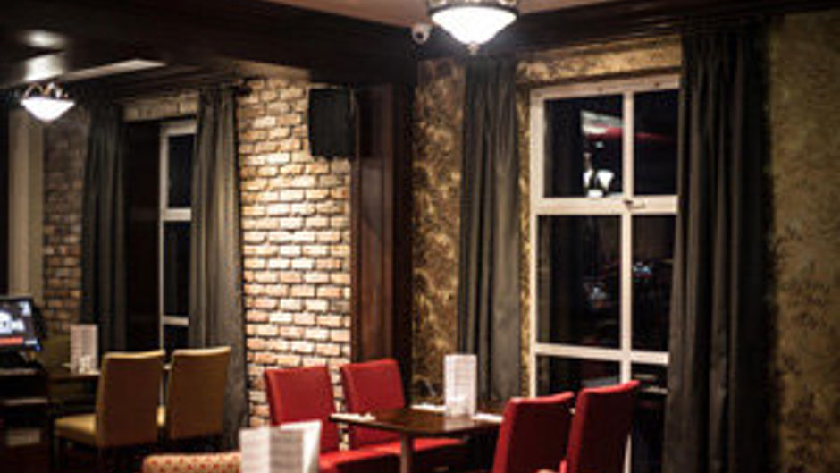 Dillon's Hotel Restaurant