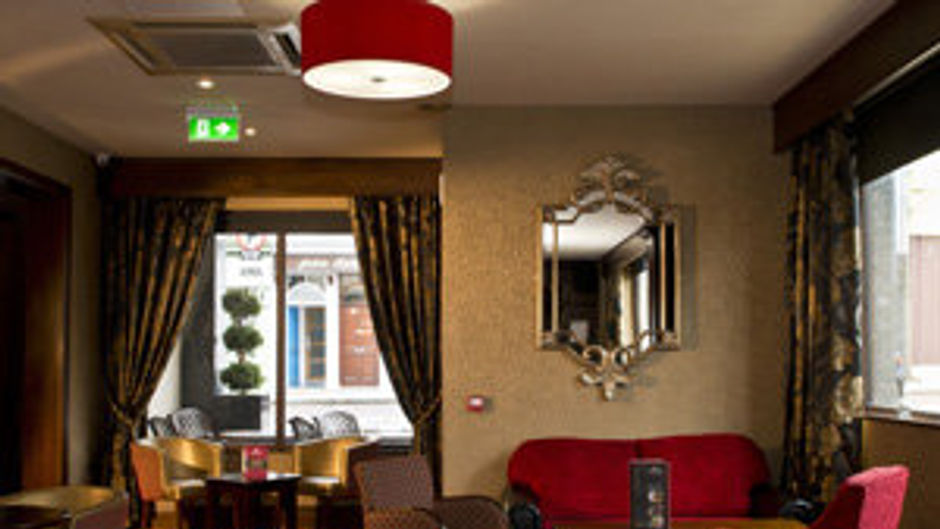 Dillon's Hotel Lobby
