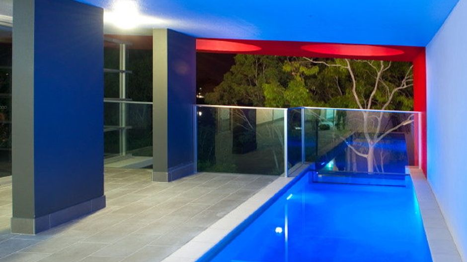 The Edge Apartment Hotel Exterior