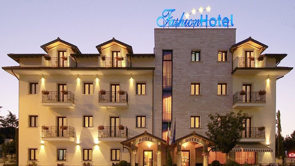 Fashion Hotel Exterior