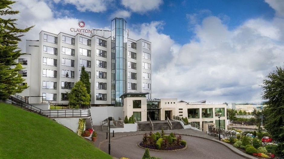 Clayton Hotel Silver Springs Exterior
