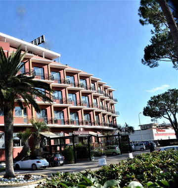 Park Hotel