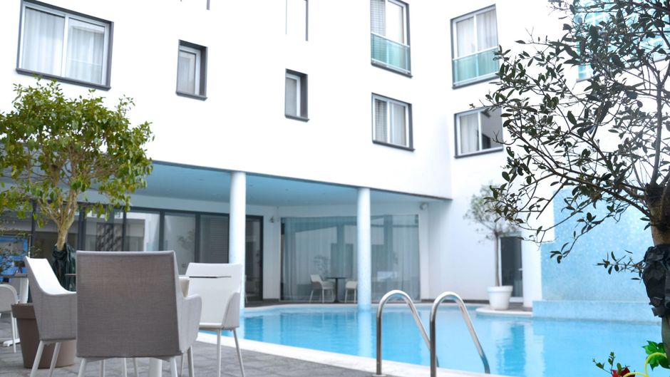 Hotel Do Colegio Pool