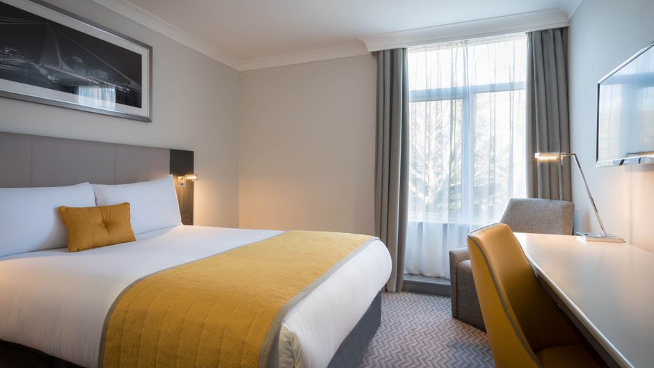 Maldron Hotel Dublin Airport Room