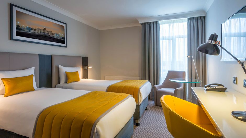Maldron Hotel Dublin Airport Room