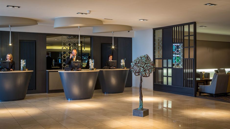 Maldron Hotel Dublin Airport Lobby
