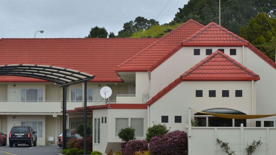Brougham Heights Motel & Apartments Exterior