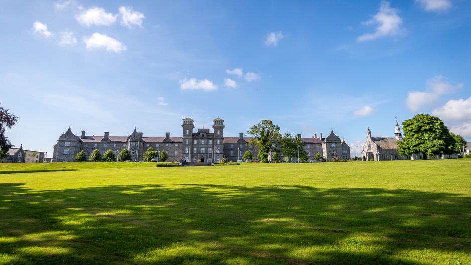 Clayton Hotel Sligo Exterior