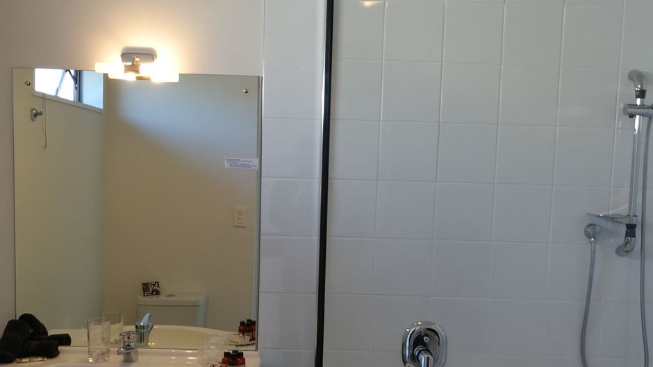 Bellano Motel Suites Room